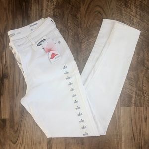 Old Navy White pants RockStar Super Skinny NEW